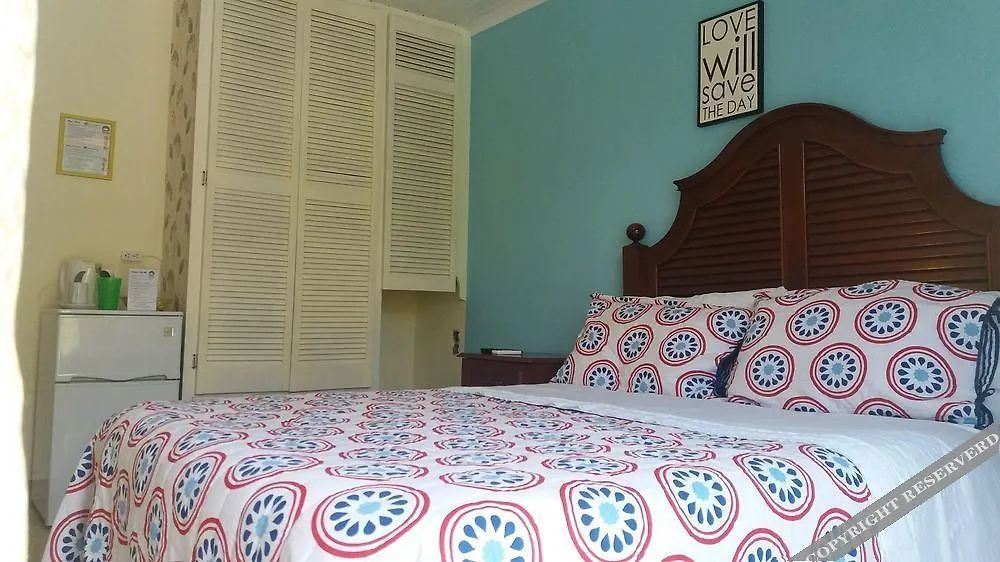 Solar Villa Oranjestad Lejlighedshotel